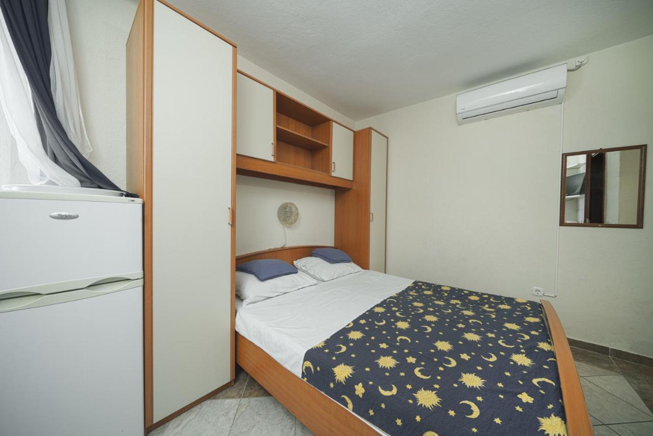 Apartmani Krizanovic Vodice Ngoại thất bức ảnh