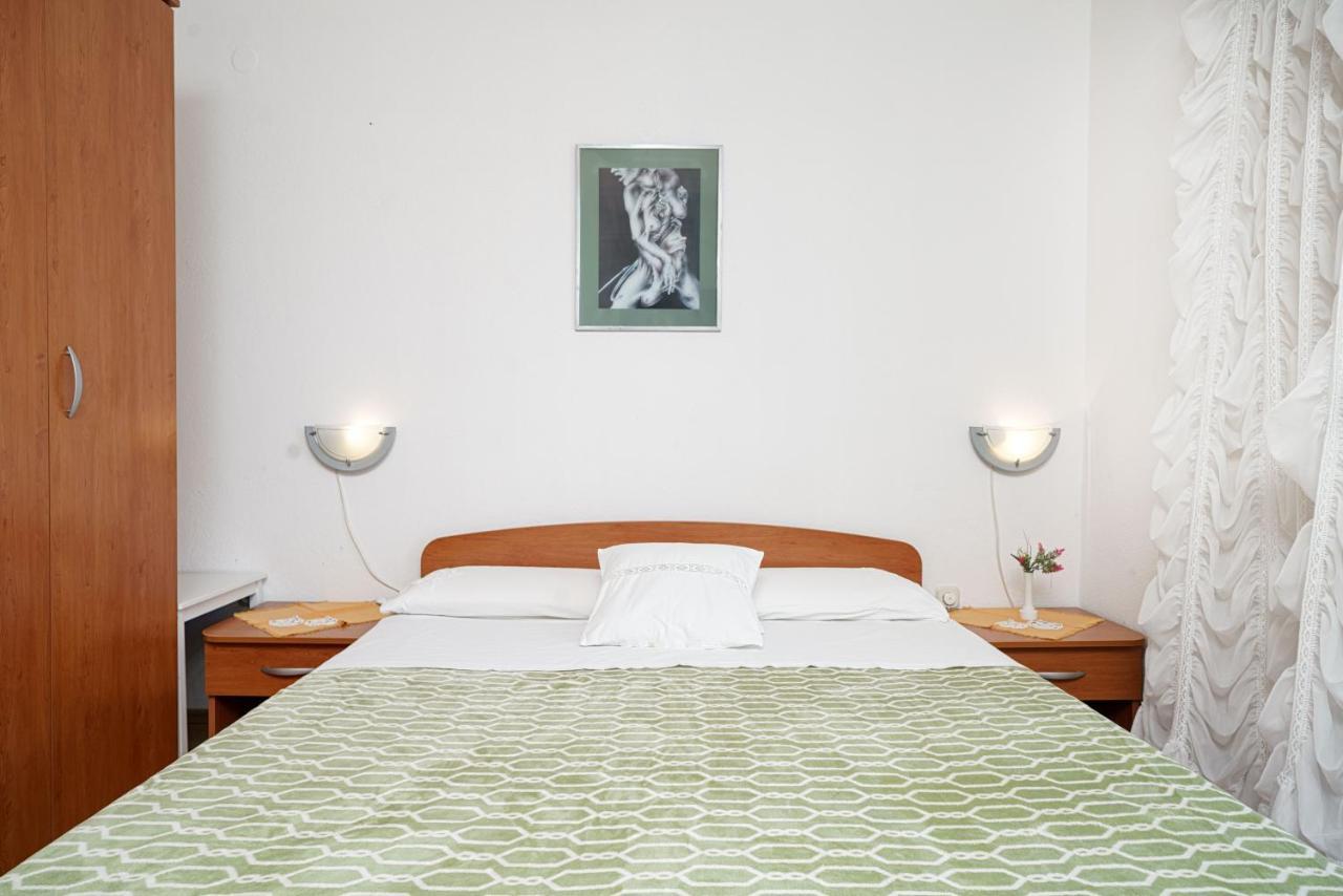 Apartmani Krizanovic Vodice Ngoại thất bức ảnh
