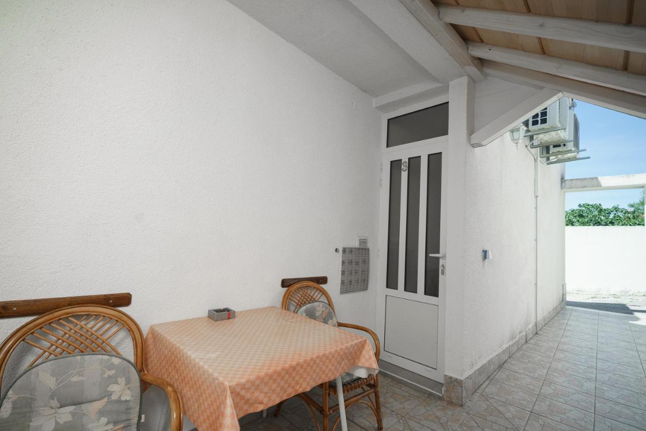 Apartmani Krizanovic Vodice Ngoại thất bức ảnh