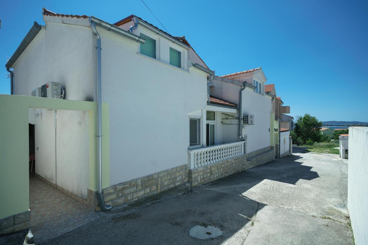 Apartmani Krizanovic Vodice Ngoại thất bức ảnh